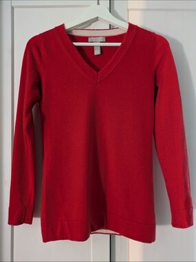100% Merino Banana Republic Warm Red V-Neck Sweater Size XS Minimalist|Capsule